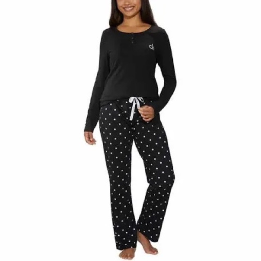 NWT Calvin Klein black with stars pajama set